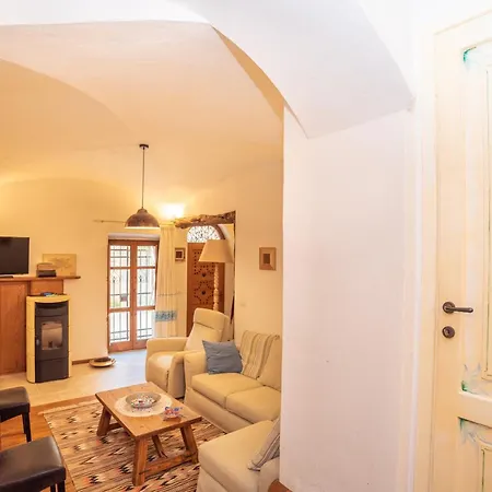 Casa Santa Croce * Ala dei Sardi