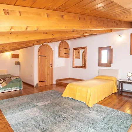 Casa Santa Croce Ala dei Sardi