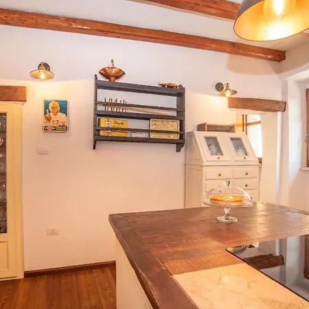 Casa Santa Croce Tatil Evi *